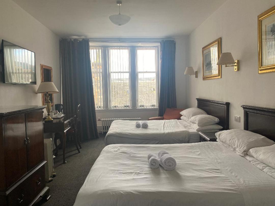 Argyll Arms Hotel 캠벨타운 외부 사진