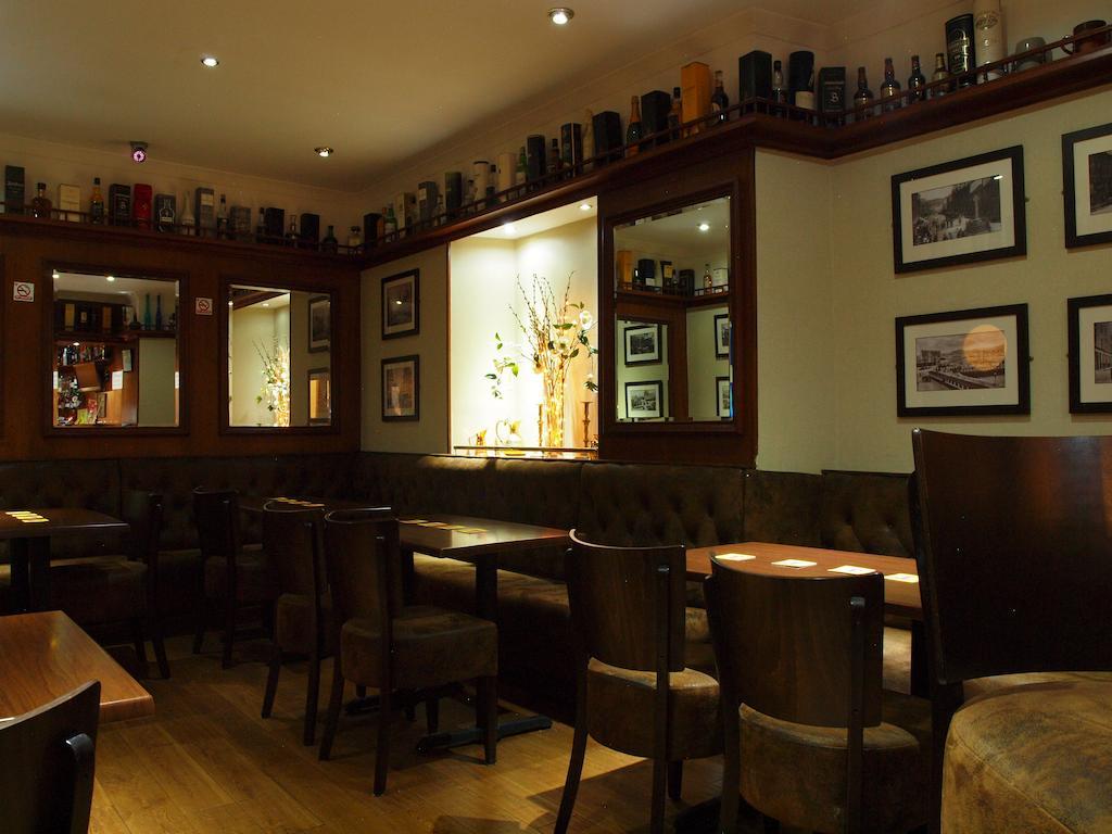 Argyll Arms Hotel 캠벨타운 외부 사진