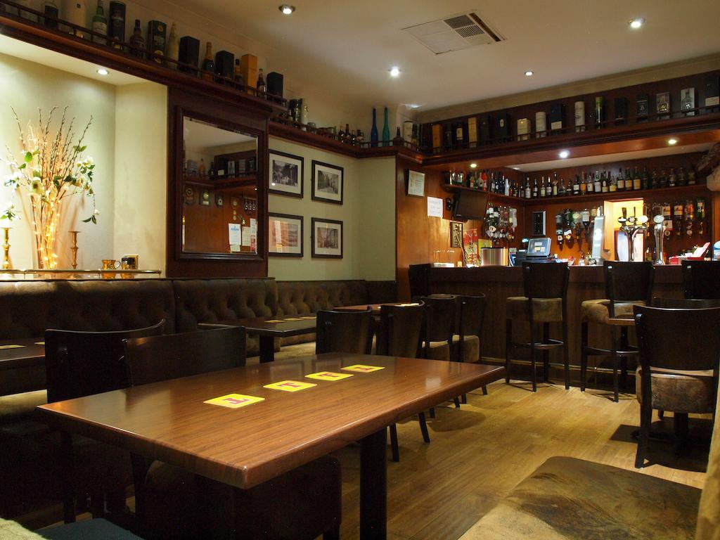 Argyll Arms Hotel 캠벨타운 외부 사진
