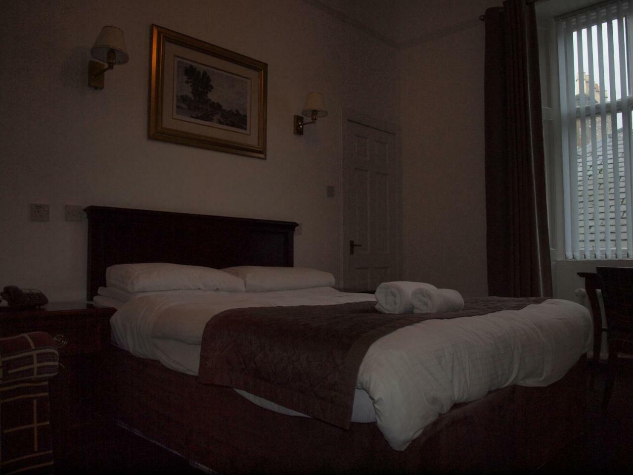 Argyll Arms Hotel 캠벨타운 외부 사진
